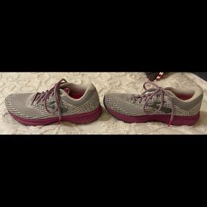 Brooks Women's Revel 3 Running Shoes